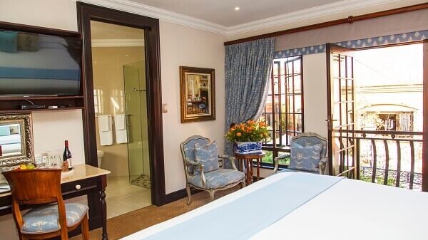 Blue Rhapsody – Deluxe Suite